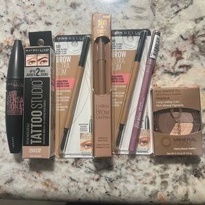 NWT Eyes, lash and brow kit